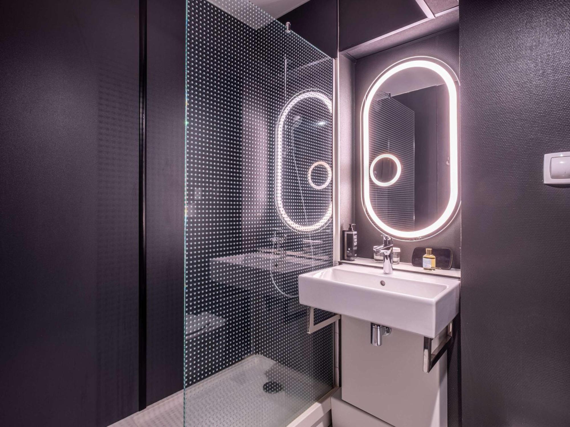 ホテル Ibis Nantes Treillières エクステリア 写真