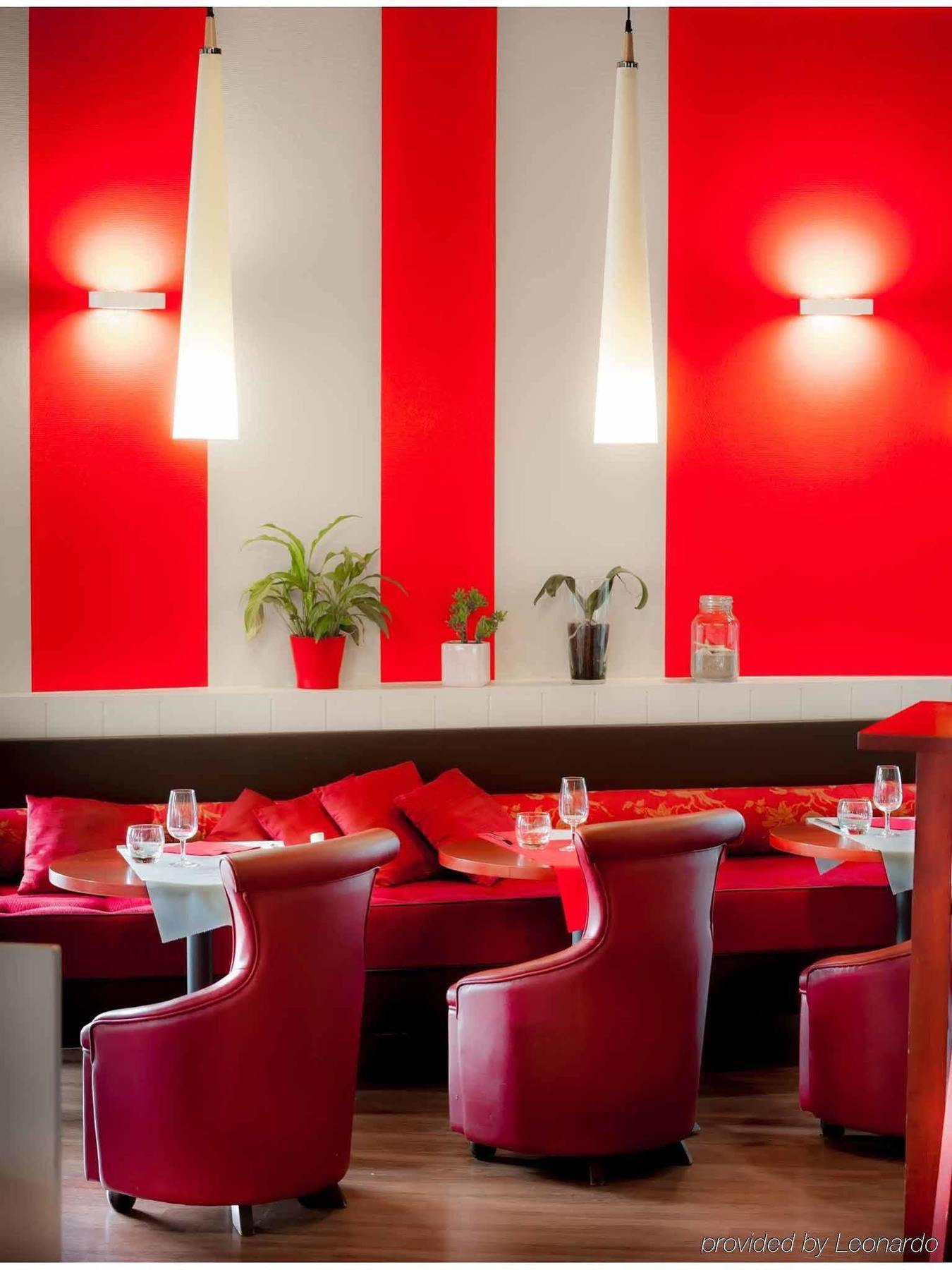 ホテル Ibis Nantes Treillières エクステリア 写真