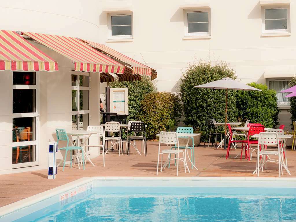 ホテル Ibis Nantes Treillières エクステリア 写真